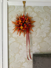 Load image into Gallery viewer, Marmalade Toadstool Pomwreath - Small - approx 18cm. * Recommended for indoor use only.