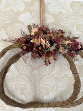 Load image into Gallery viewer, Pumpkin shaped Berries Pomwreath - approx 35cm