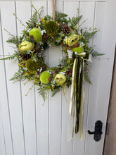 Load image into Gallery viewer, Peppermint & Pistachio Pomwreath - approx 35cm