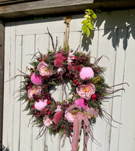Load image into Gallery viewer, Berry Delight Pomwreath - approx 35cm