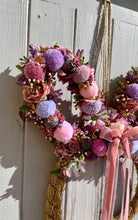 Load image into Gallery viewer, Pomwreath Bunny - approx 35cm by 35cm