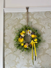 Load image into Gallery viewer, Sweet Easter Pomwreath - approx 20cm