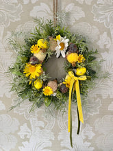 Load image into Gallery viewer, Sweet Easter Pomwreath - approx 20cm