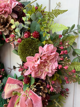 Load image into Gallery viewer, Berry Kiss Pomwreath - approx 35cm
