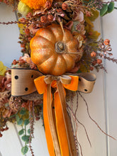 Load image into Gallery viewer, Toffee Crisp Pumpkin Pomwreath - approx 35cm
