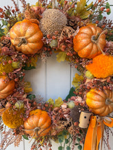 Load image into Gallery viewer, Toffee Crisp Pumpkin Pomwreath - approx 35cm
