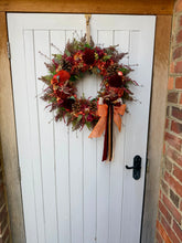 Load image into Gallery viewer, Sticky Toffee Pudding Pomwreath approx 35cm
