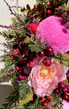 Load image into Gallery viewer, Berry Delight Pomwreath - approx 35cm
