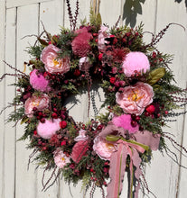 Load image into Gallery viewer, Berry Delight Pomwreath - approx 35cm
