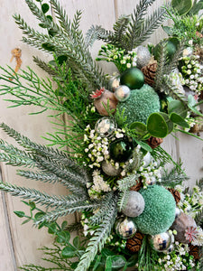 Peppermint Twilight Woodland Walk Pomwreath - approx 35cm