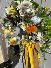 Load image into Gallery viewer, Spring Sunshine Pomwreath - approx 35cm
