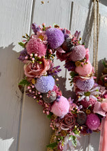 Load image into Gallery viewer, Pomwreath Bunny - approx 35cm by 35cm
