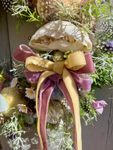 Load image into Gallery viewer, Butter Yellow Pomwreath - approx 35cm
